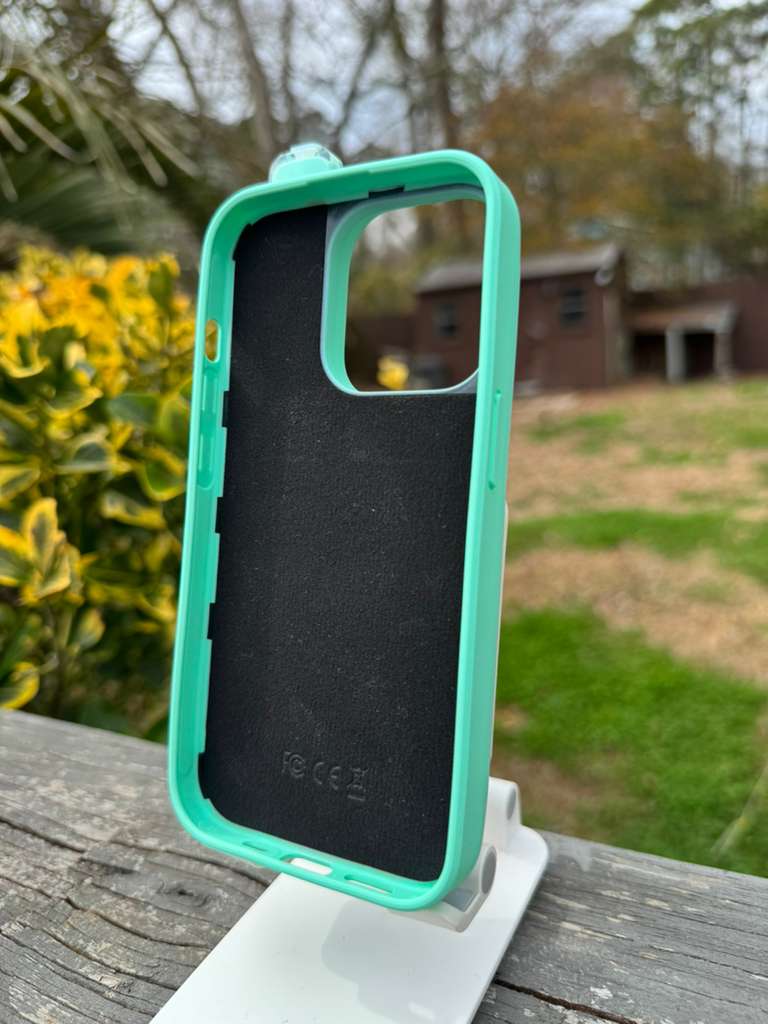Compatible with iPhone 14
